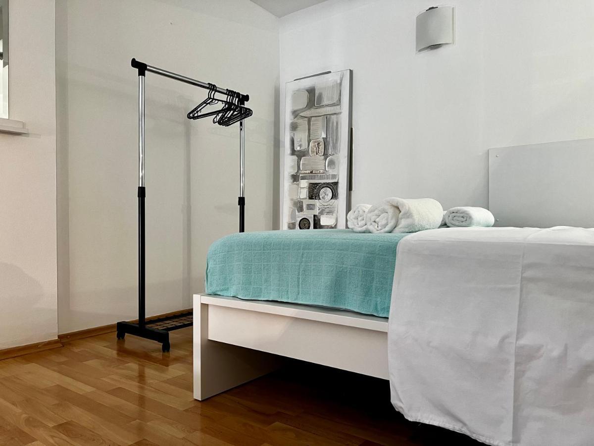 Studio Apartment Galant Zagreb Extérieur photo